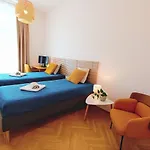 Family With Terrace, Near Center, Big Parks And Viewpoints Apartmán *